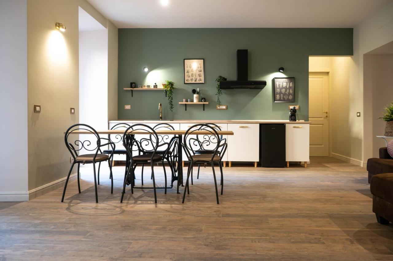 Bohouse Roma Apartment ภายนอก รูปภาพ