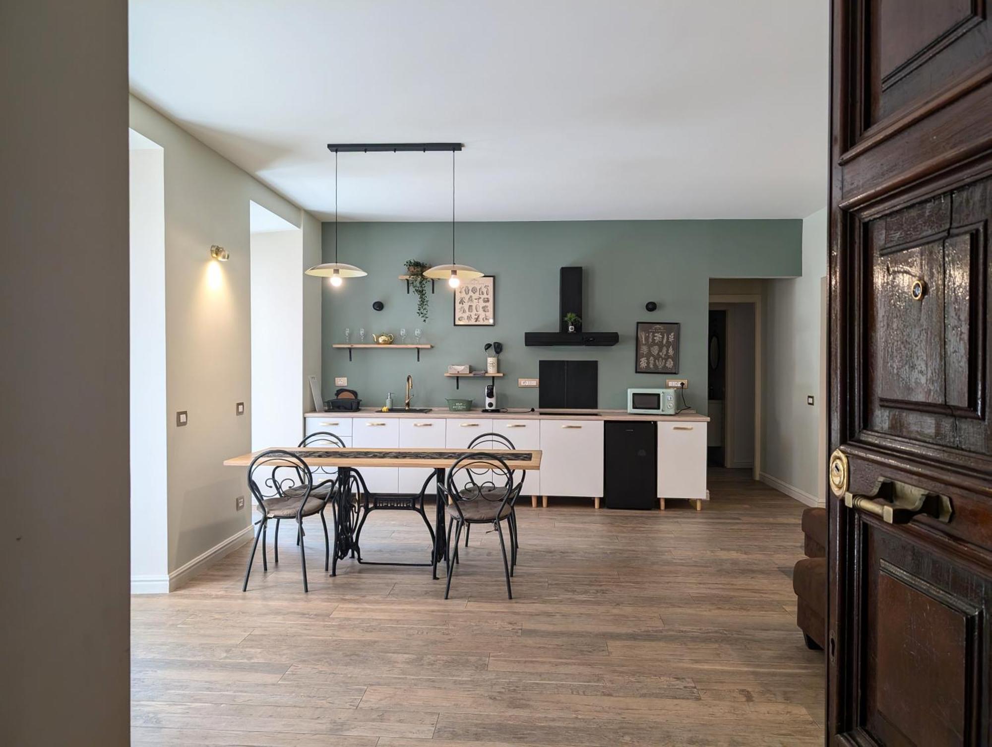 Bohouse Roma Apartment ภายนอก รูปภาพ